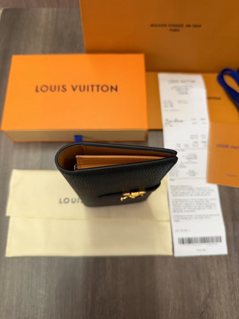 Louis Vuitton Black Pebbled Leather Long Wallet with Gold LV Emblem - Picture 3 of 16